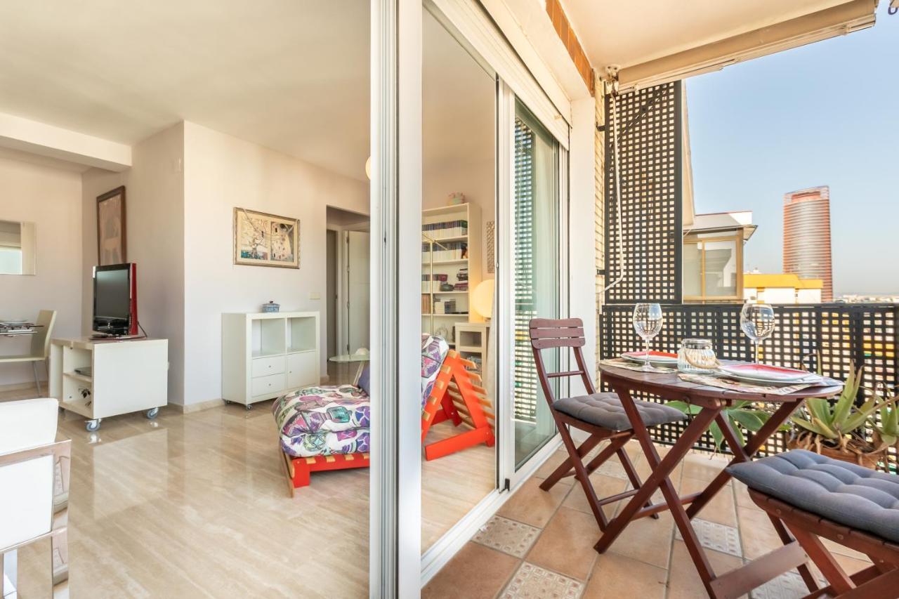 דירות סביליה Apartamento Desde El Cielo De Triana מראה חיצוני תמונה